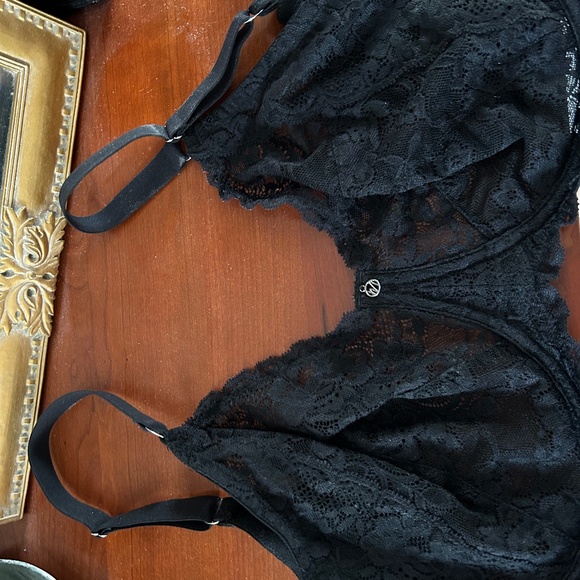 2 Bras